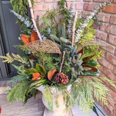 Classic planter composition